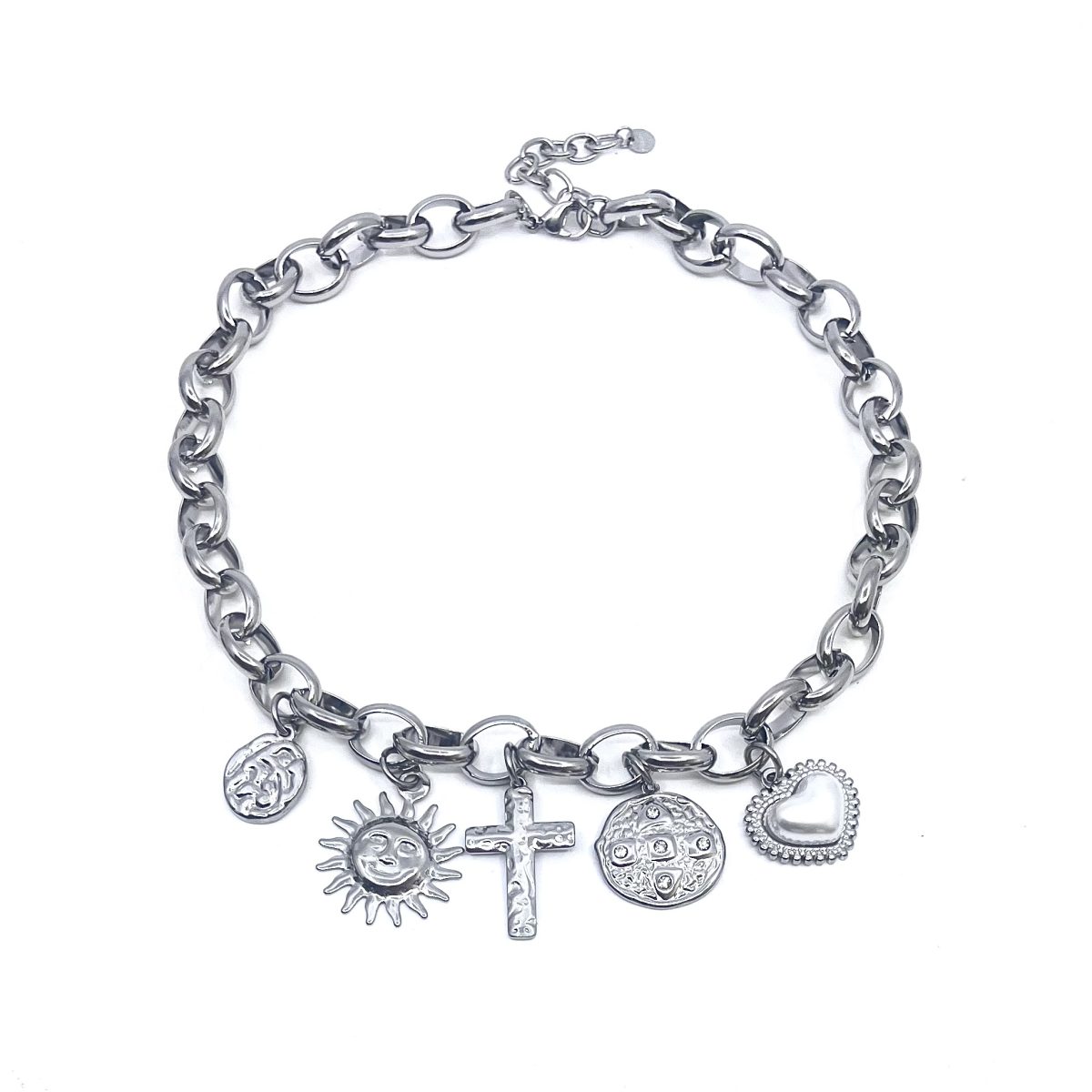 Κολιέ με charms