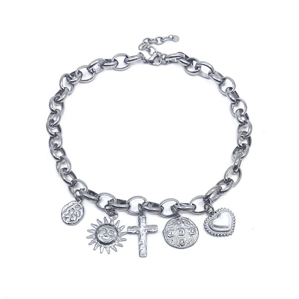 Κολιέ με charms