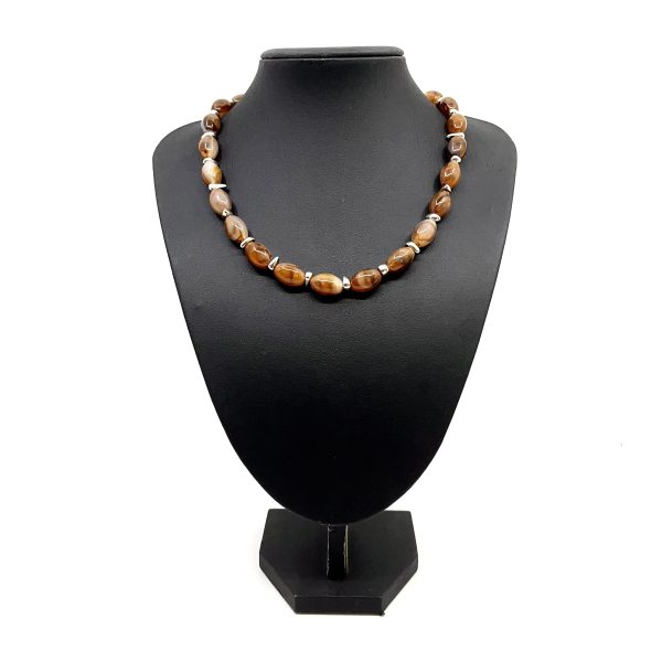 Κοντό κολιέ με καφέ χάντρες